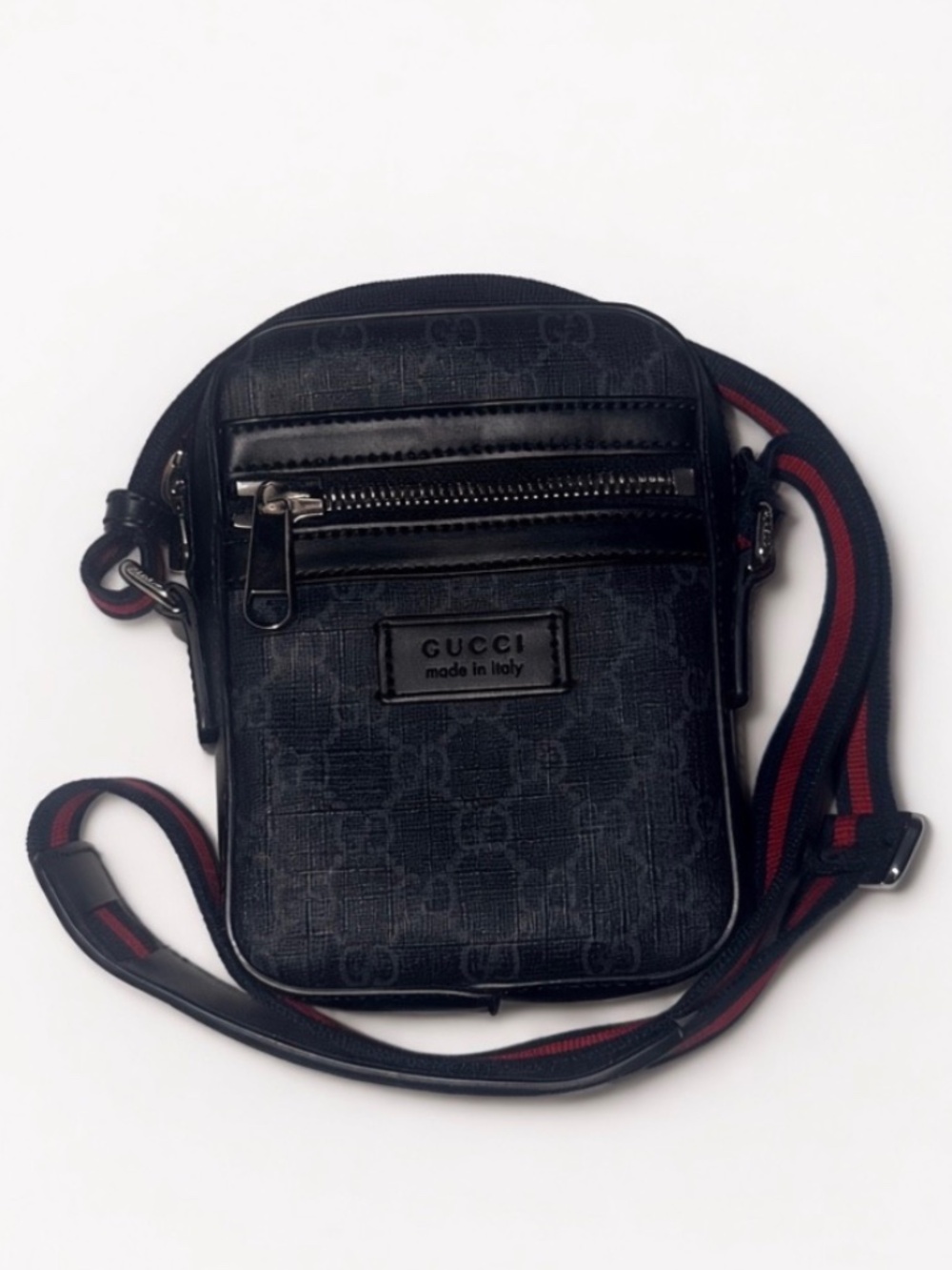 Gucci GG Black Small Messenger Crossbody Bag — Black GG Supreme Canvas